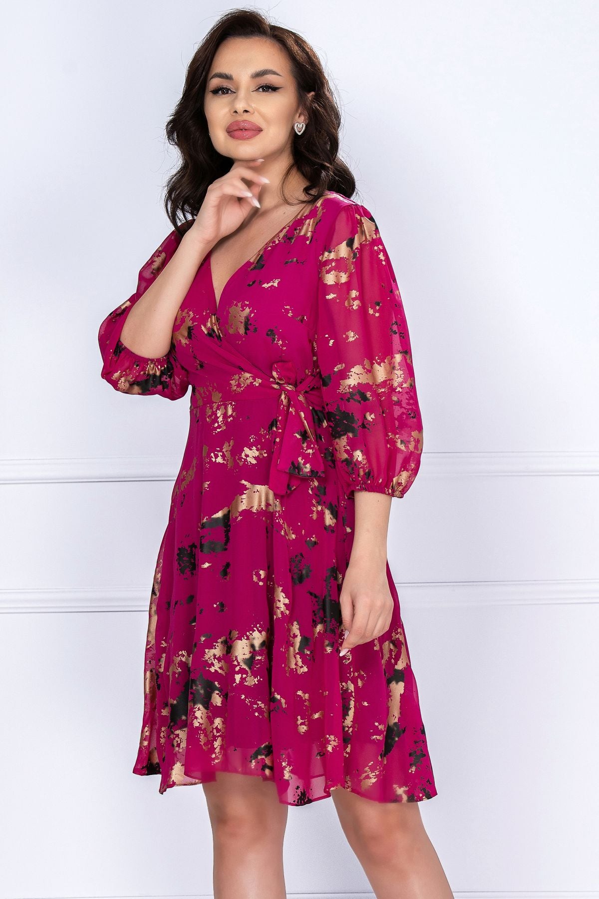 Rochie din voal Evolette in clos fuchsia cu print aramiu